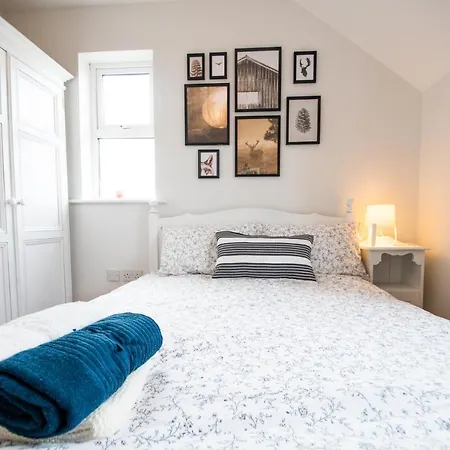 Beautiful Coastal House At The Drowes Rivermouth Bundoran