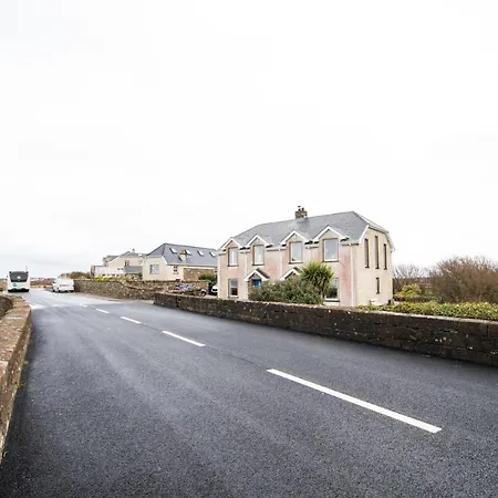 Holiday home Beautiful Coastal House At The Drowes Rivermouth