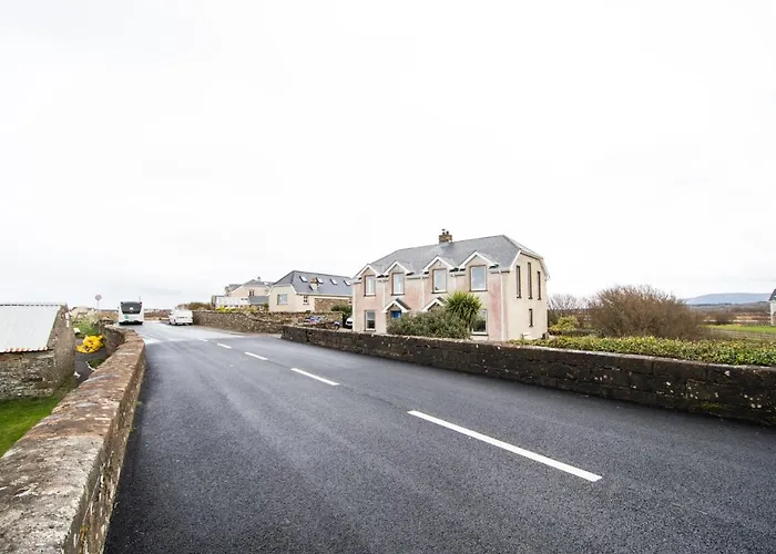 度假居 Beautiful Coastal House At The Drowes Rivermouth