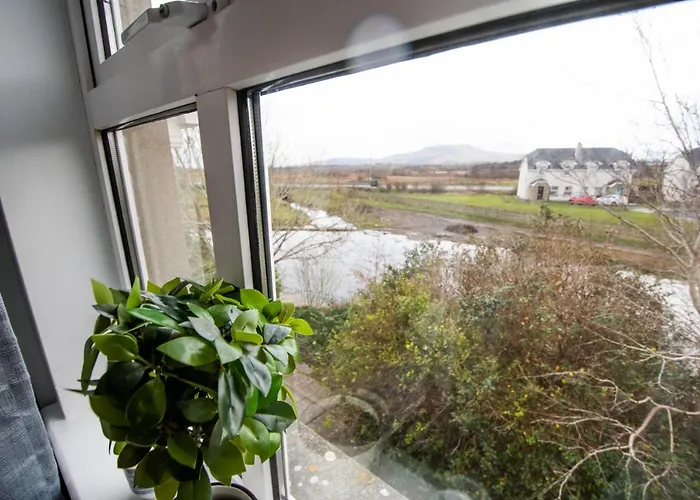 Beautiful Coastal House At The Drowes Rivermouth Hébergement de vacances