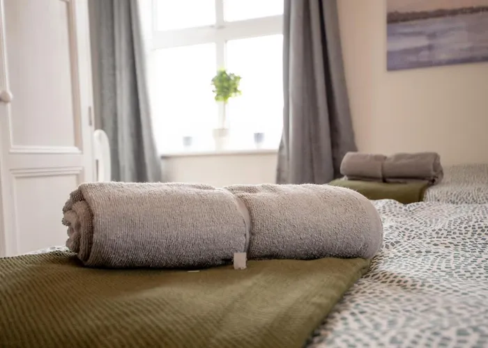 Hébergement de vacances Beautiful Coastal House At The Drowes Rivermouth *