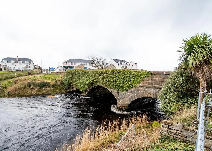 Hébergement de vacances Beautiful Coastal House At The Drowes Rivermouth *