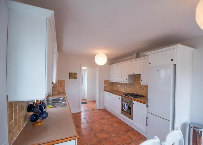 Hébergement de vacances Beautiful Coastal House At The Drowes Rivermouth