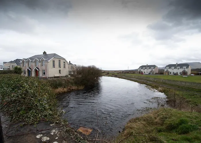 Beautiful Coastal House At The Drowes Rivermouth Hébergement de vacances Bundoran